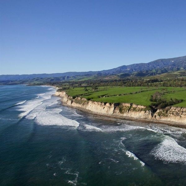 Naples-Santa-Barbara-CA-93117-900x600